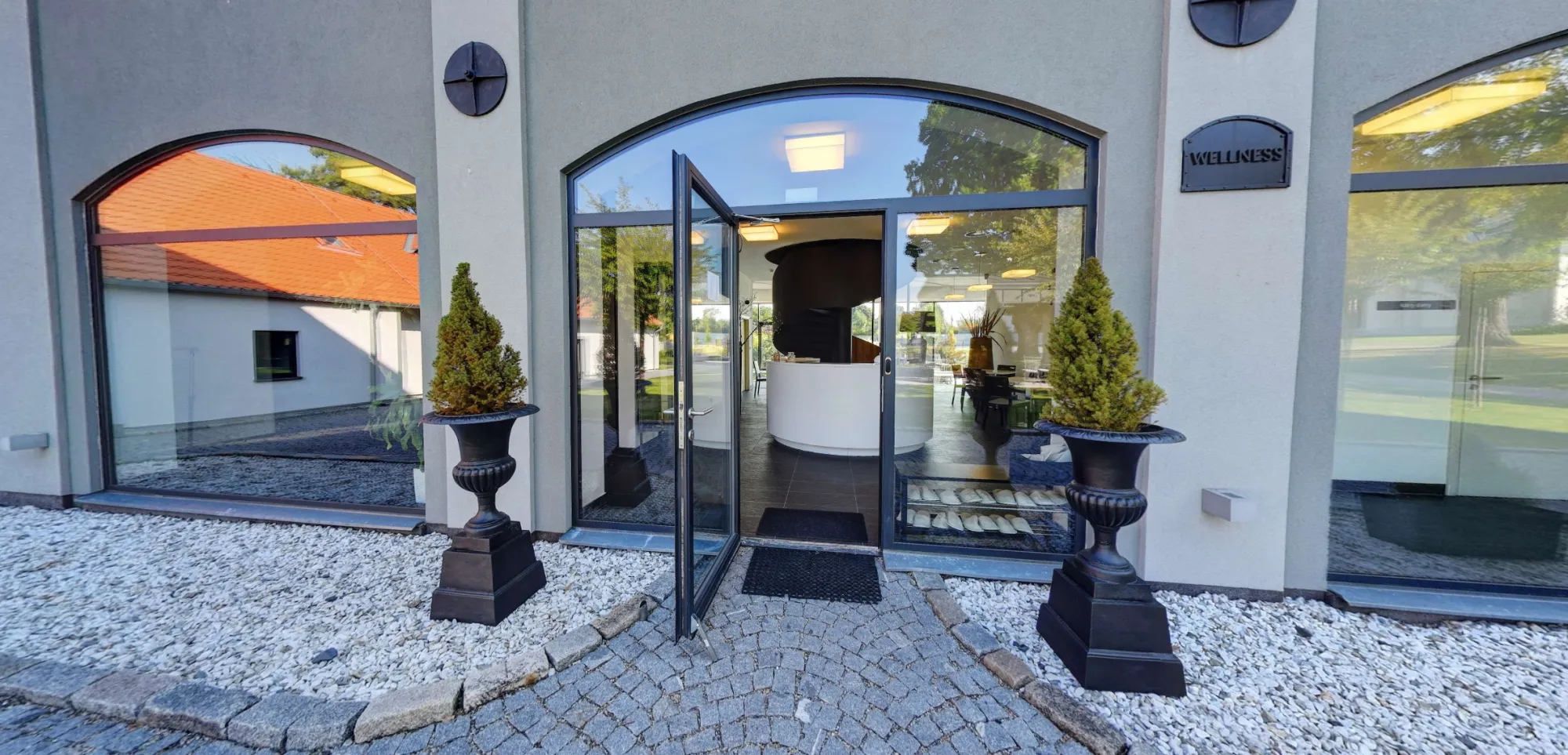 Hotel Panství, Dlouhá Lhota (2013)